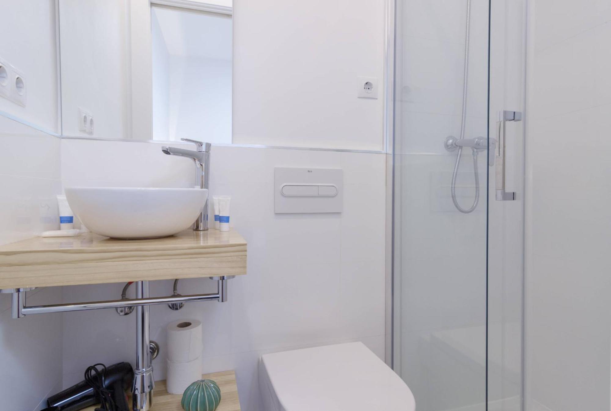 Ola Living Camp Nou Apartman L'Hospitalet de Llobregat Kültér fotó