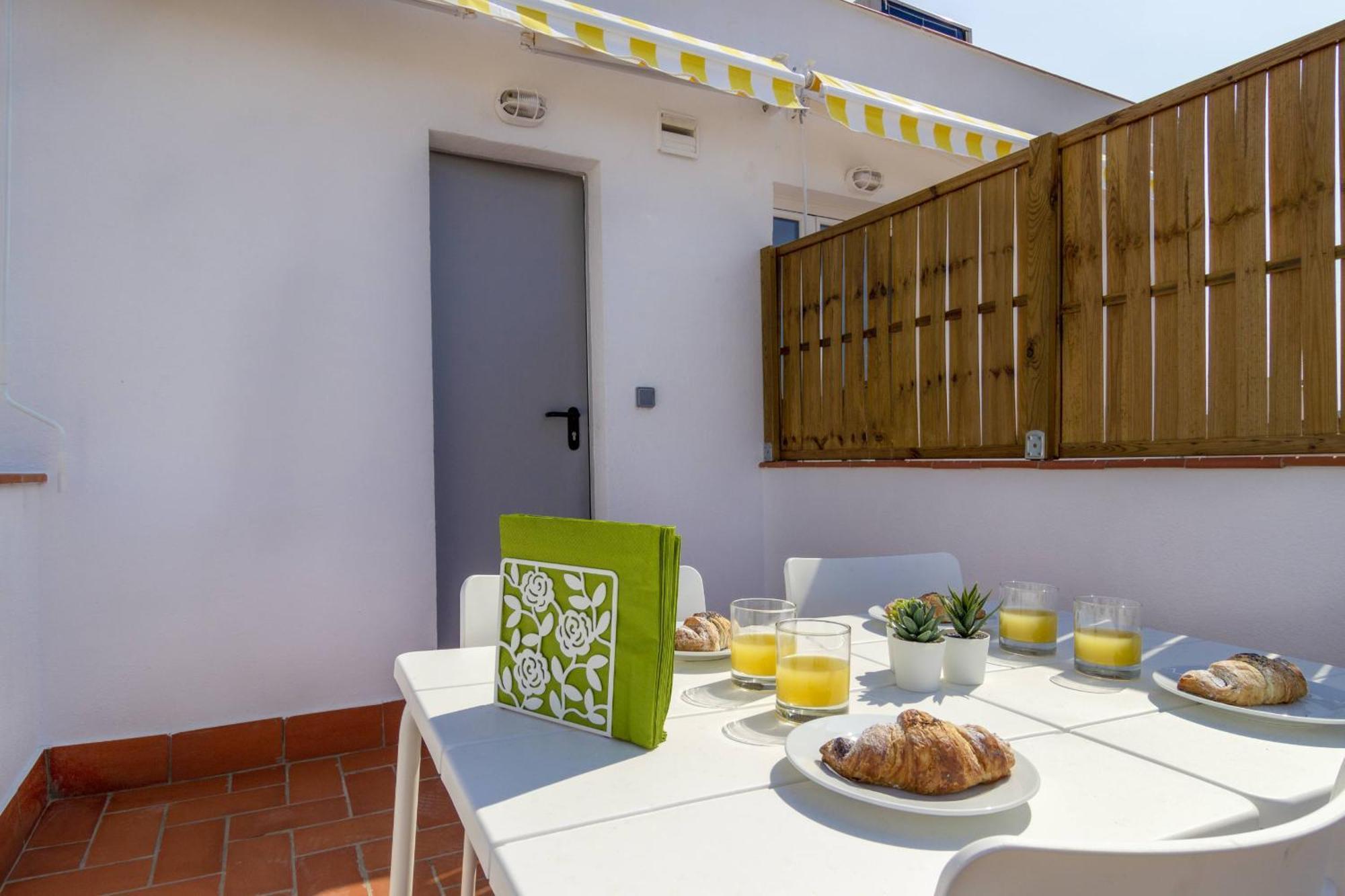 Ola Living Camp Nou Apartman L'Hospitalet de Llobregat Kültér fotó